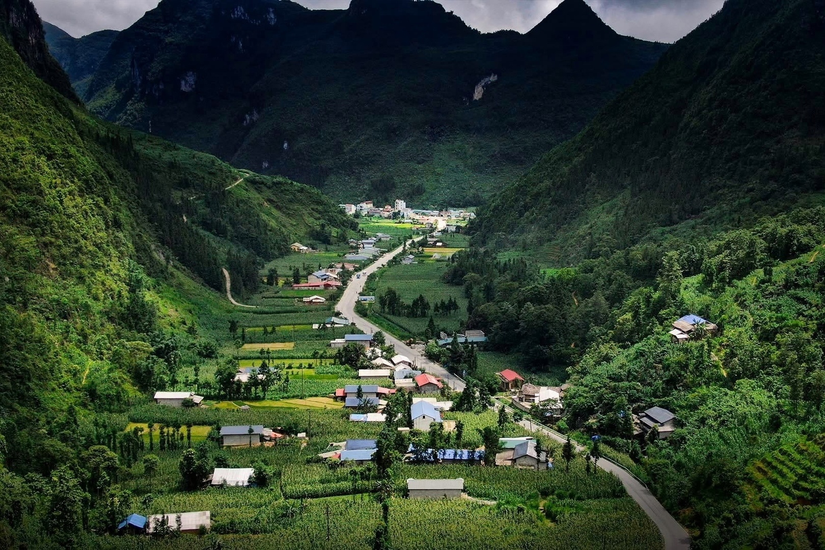 Ha Giang la 'hien tuong', chuyen gia nhin lai bai hoc Phong Nha hinh anh