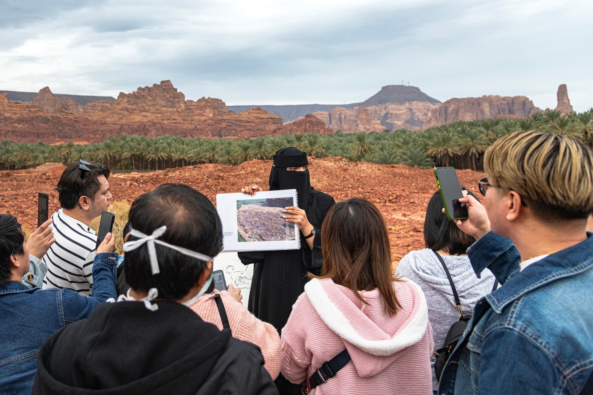 Noi dang dien ra giai bong da U23 chau A hinh anh