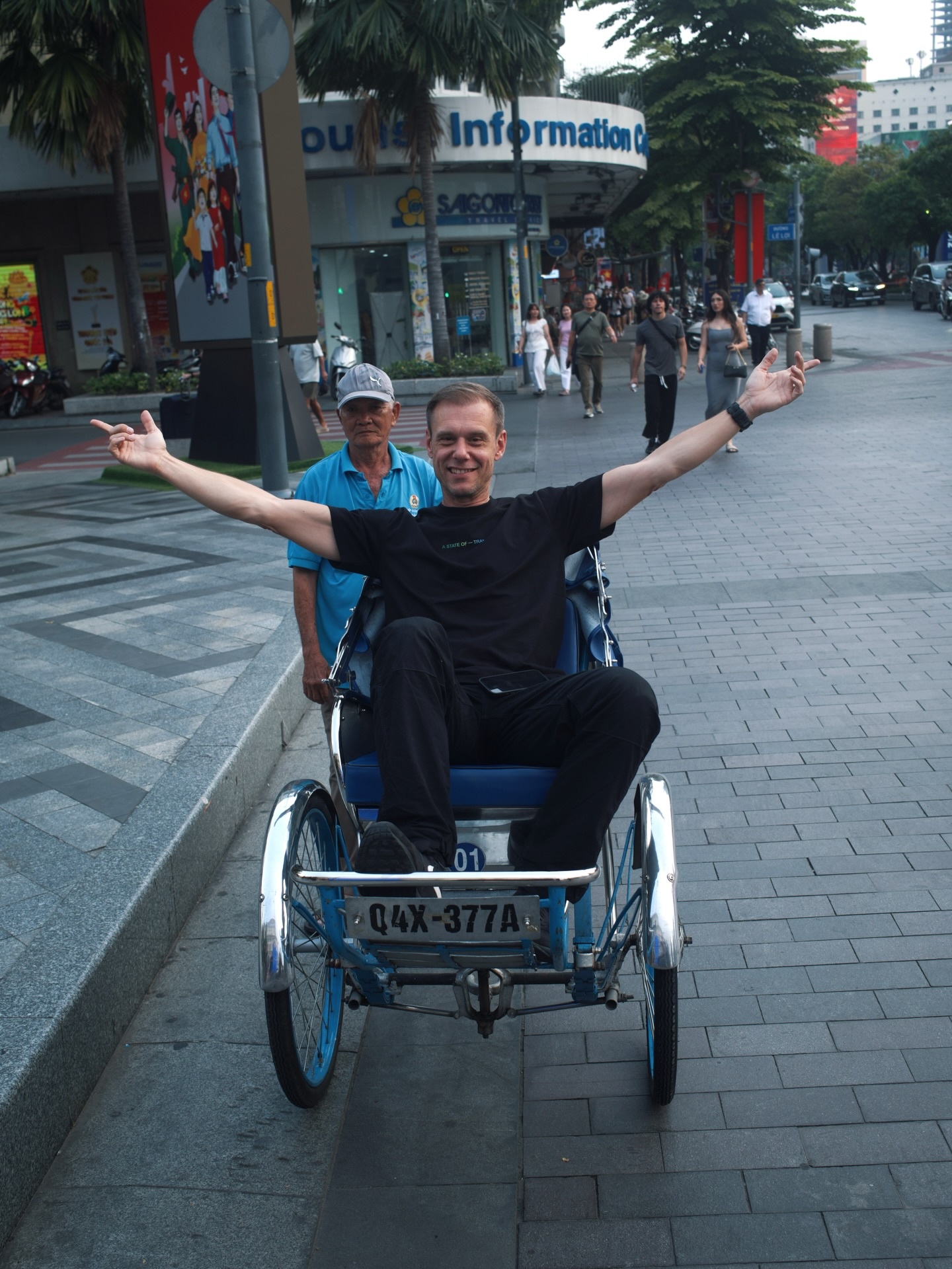 xich lo,  Armin van Buuren anh 1