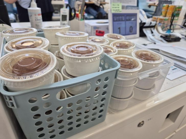 banh quy deo Dubai anh 1