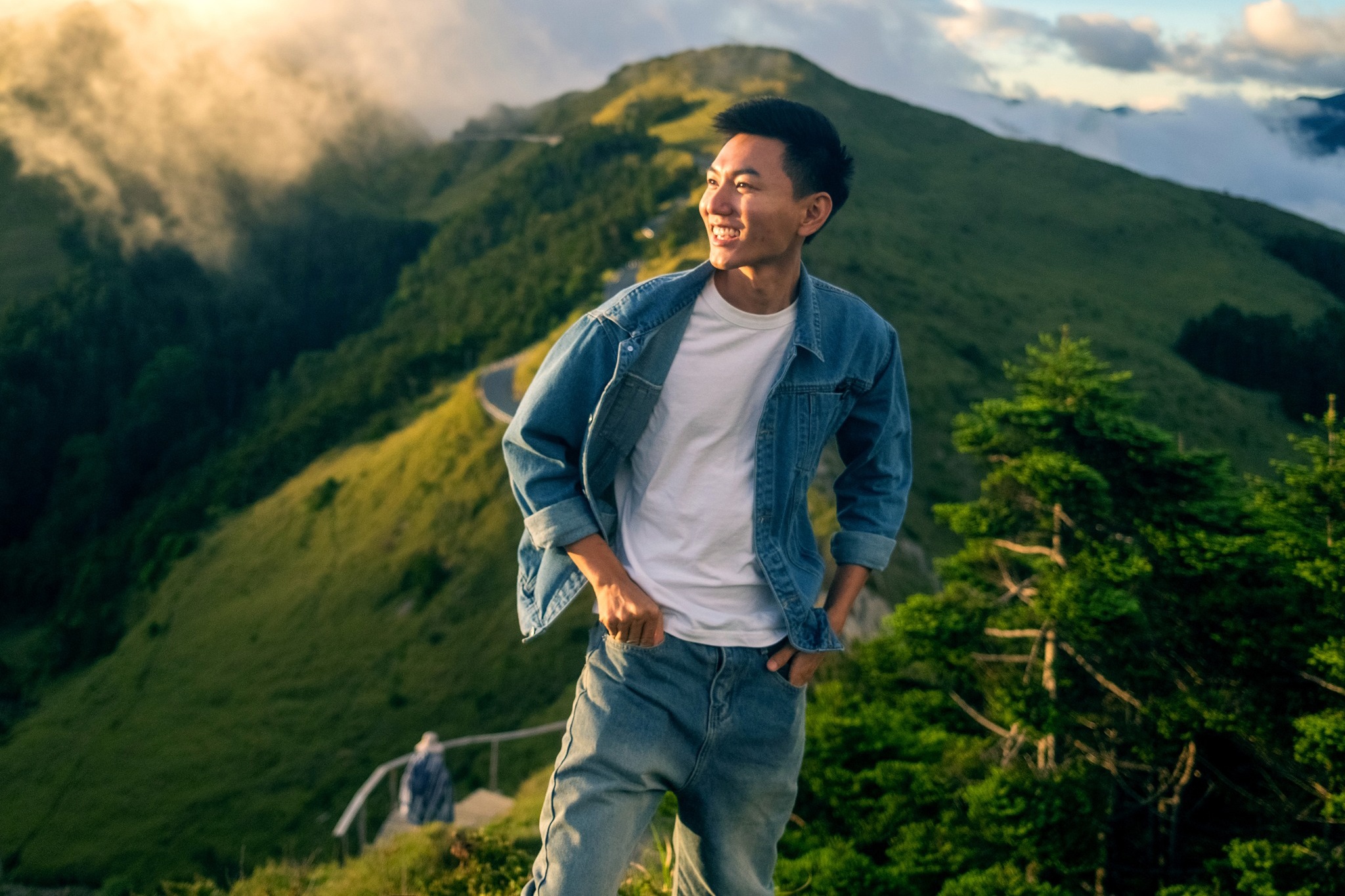 Khoai Lang Thang anh 6