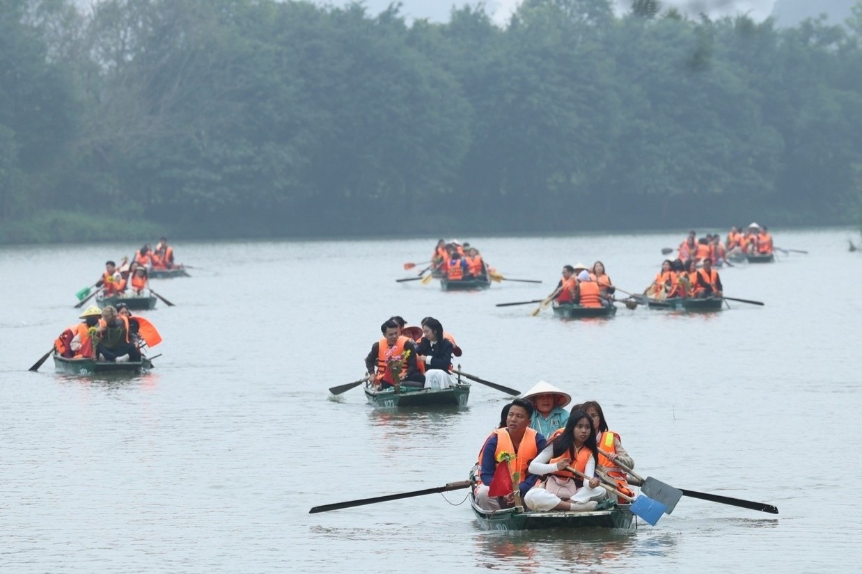 Trang An qua tai hinh anh