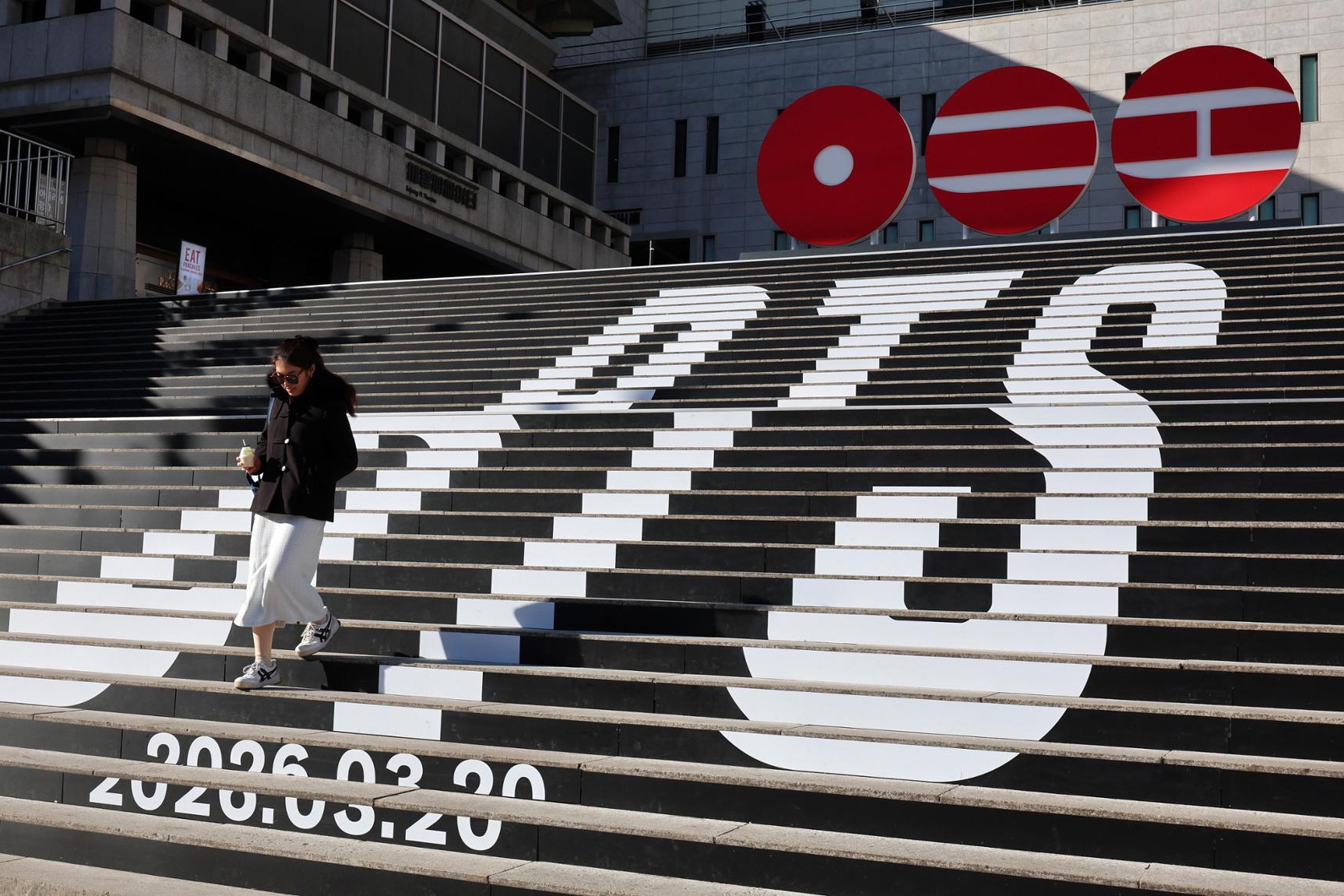 Han Quoc siet kiem tra khach san truoc concert 'chua tung co' cua BTS hinh anh