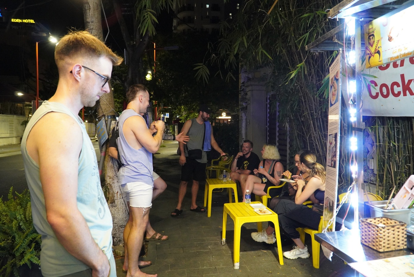 Da Nang cam buon ban via he hinh anh