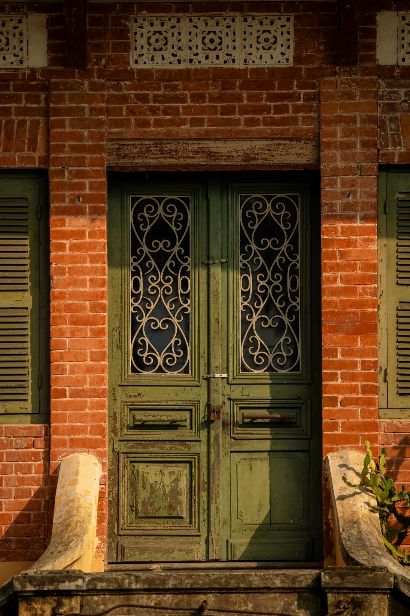 Biet thu Phap co anh 8