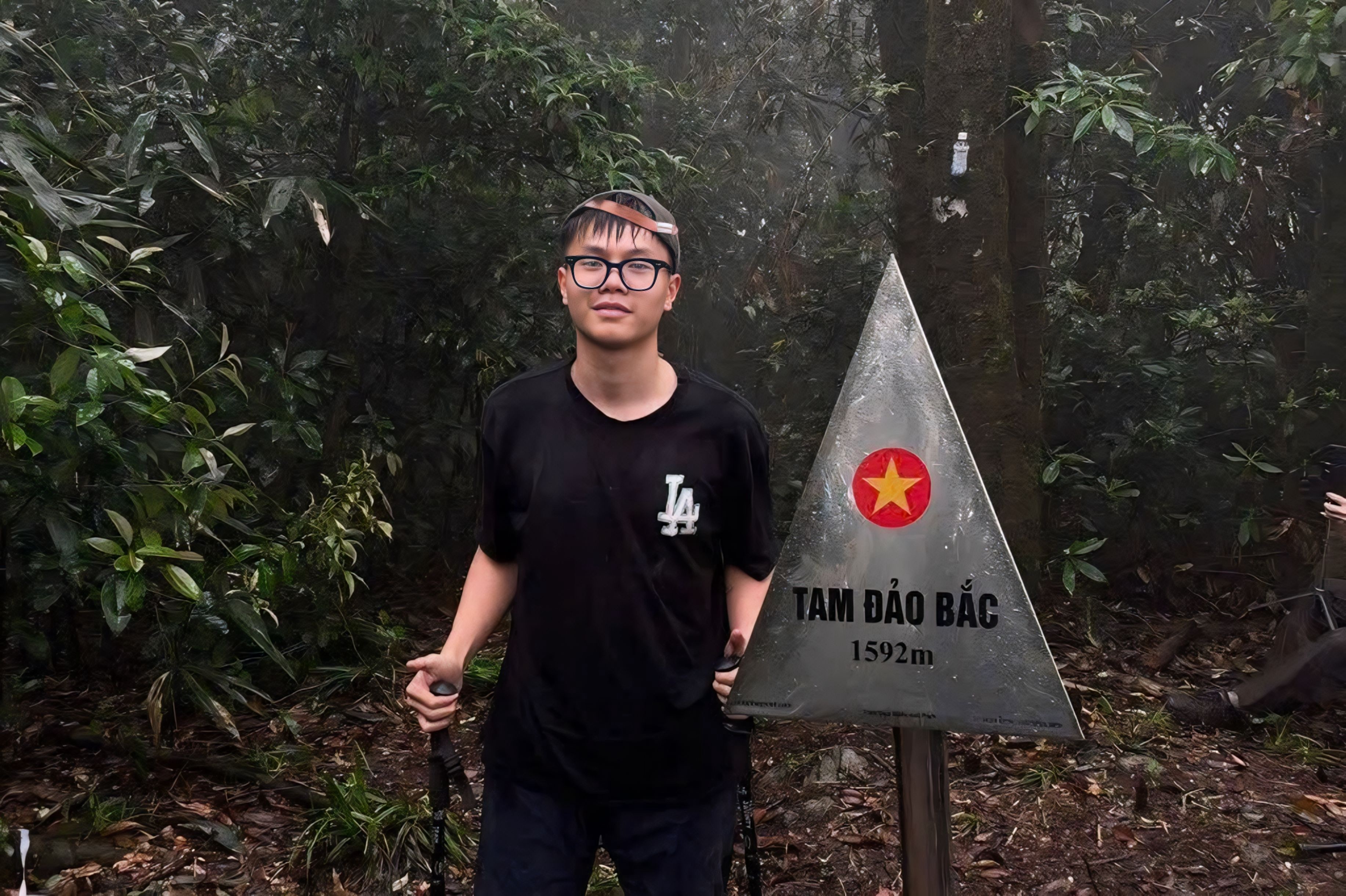 Nam sinh mat tich o Tam Dao: 'Lan dau, cung la lan cuoi toi leo nui' hinh anh