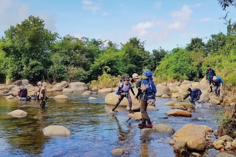 trekking anh 2