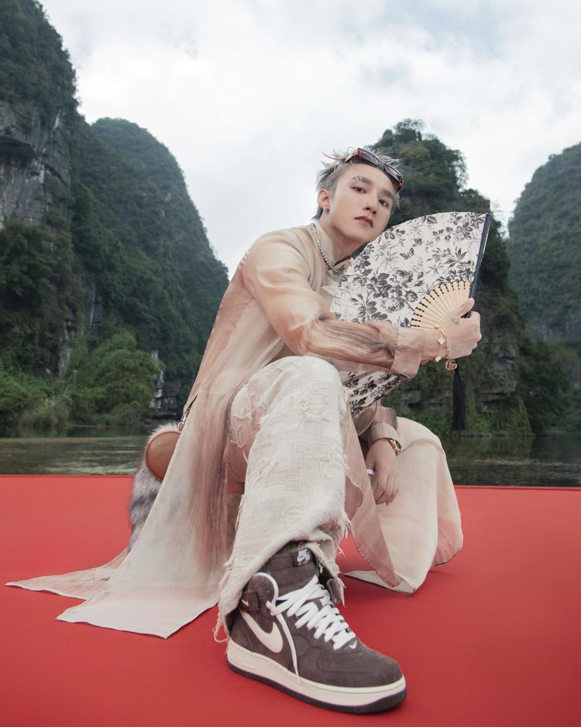 Son Tung M-TP,  Ninh Binh anh 4