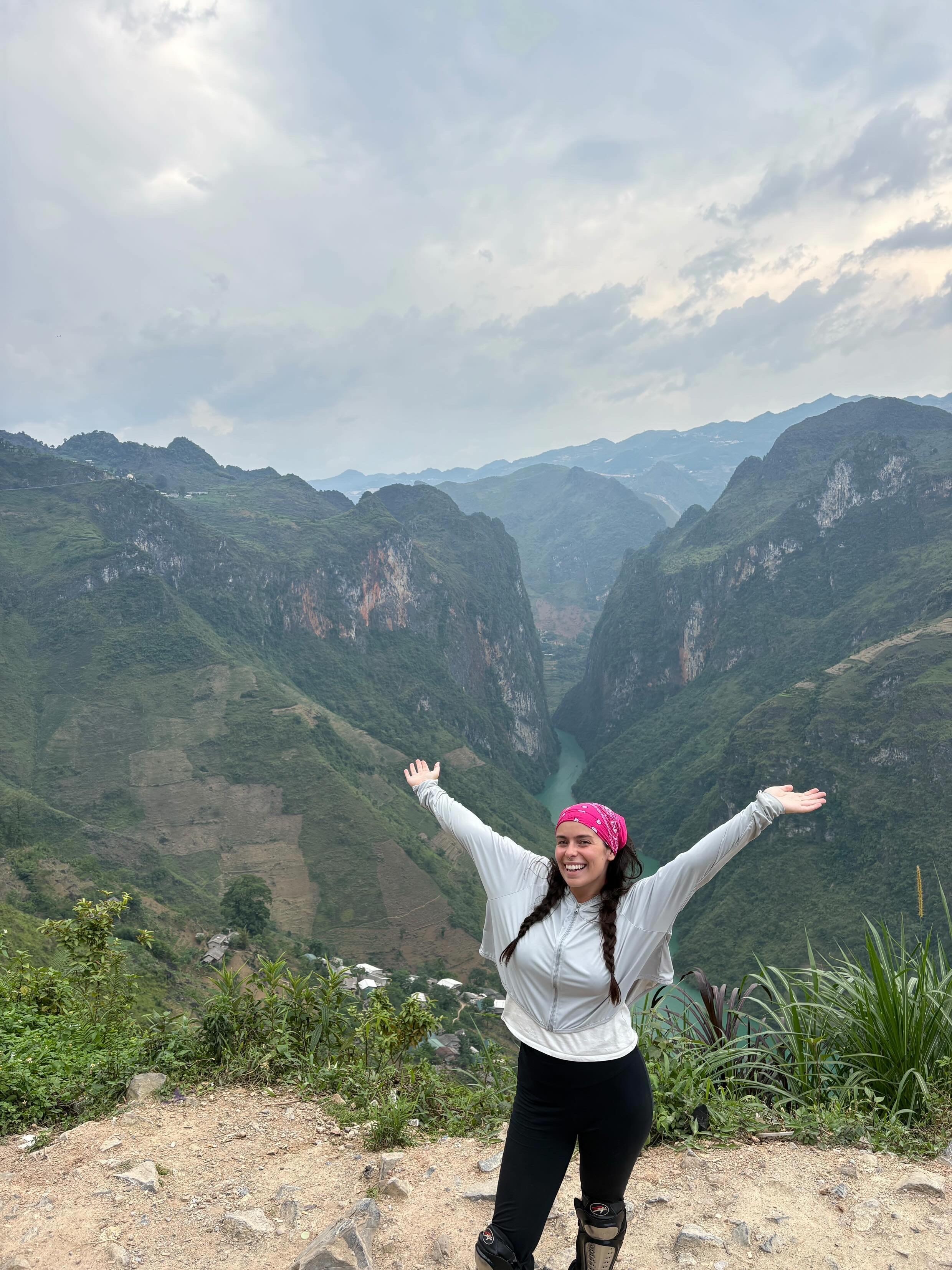 tau,  tau lien van anh 12