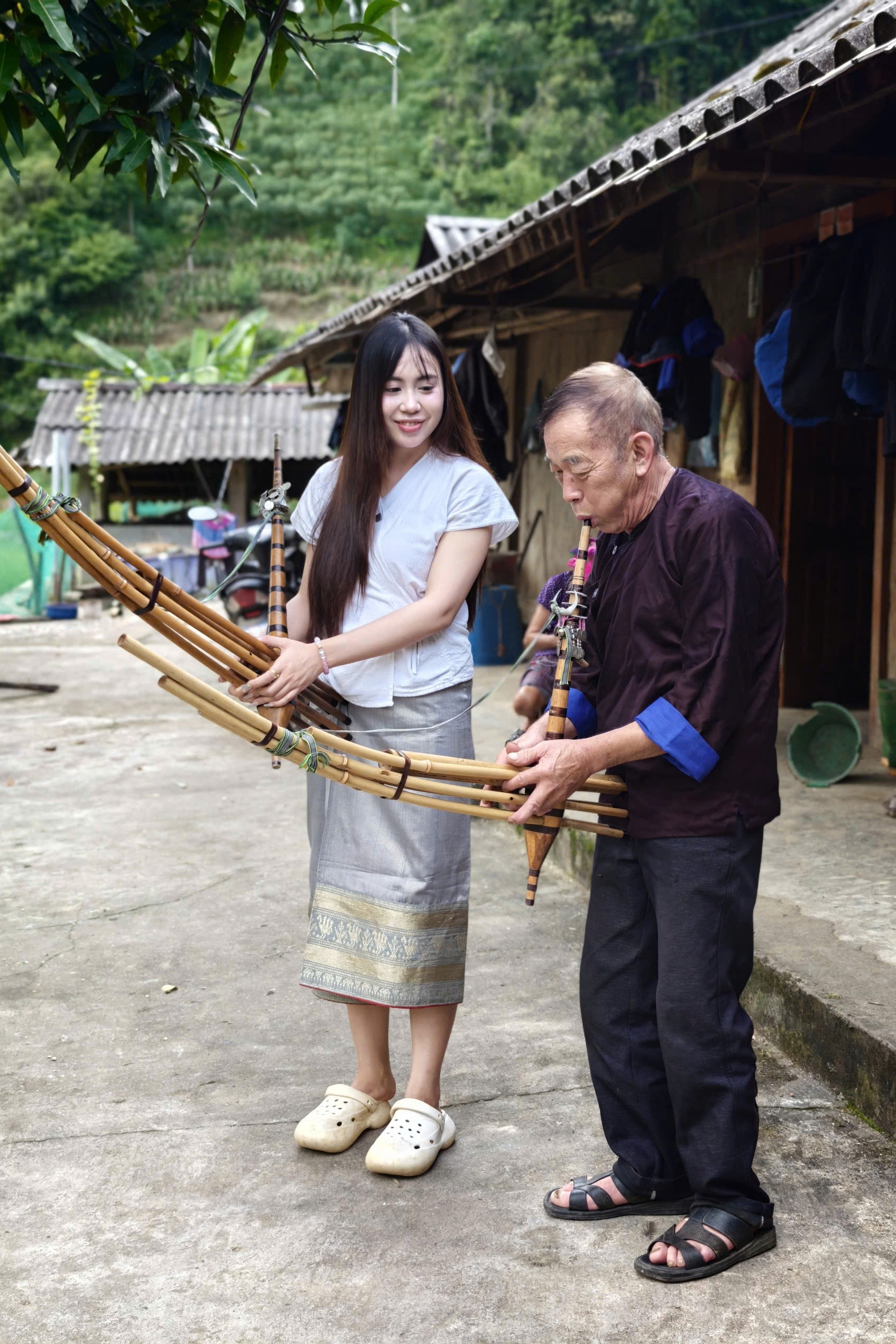 C&ocirc; g&aacute;i L&agrave;o,  Maysaa ảnh 6