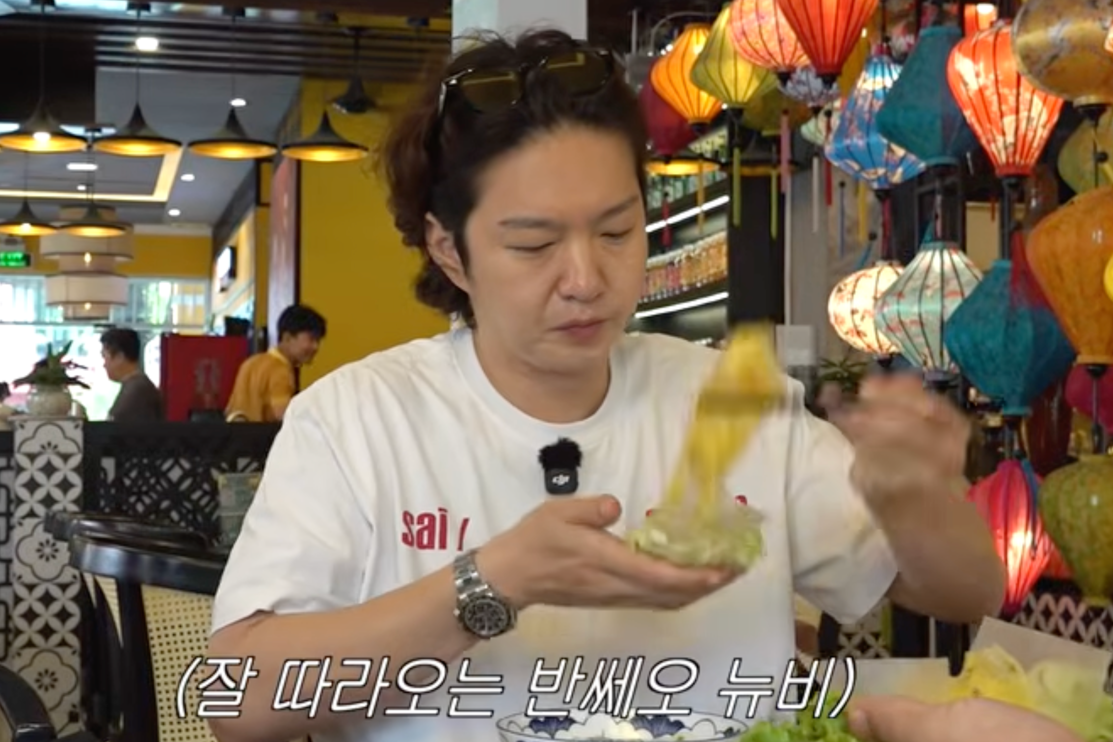 rau muống x&agrave;o tỏi,  Lee Changsub ảnh 4