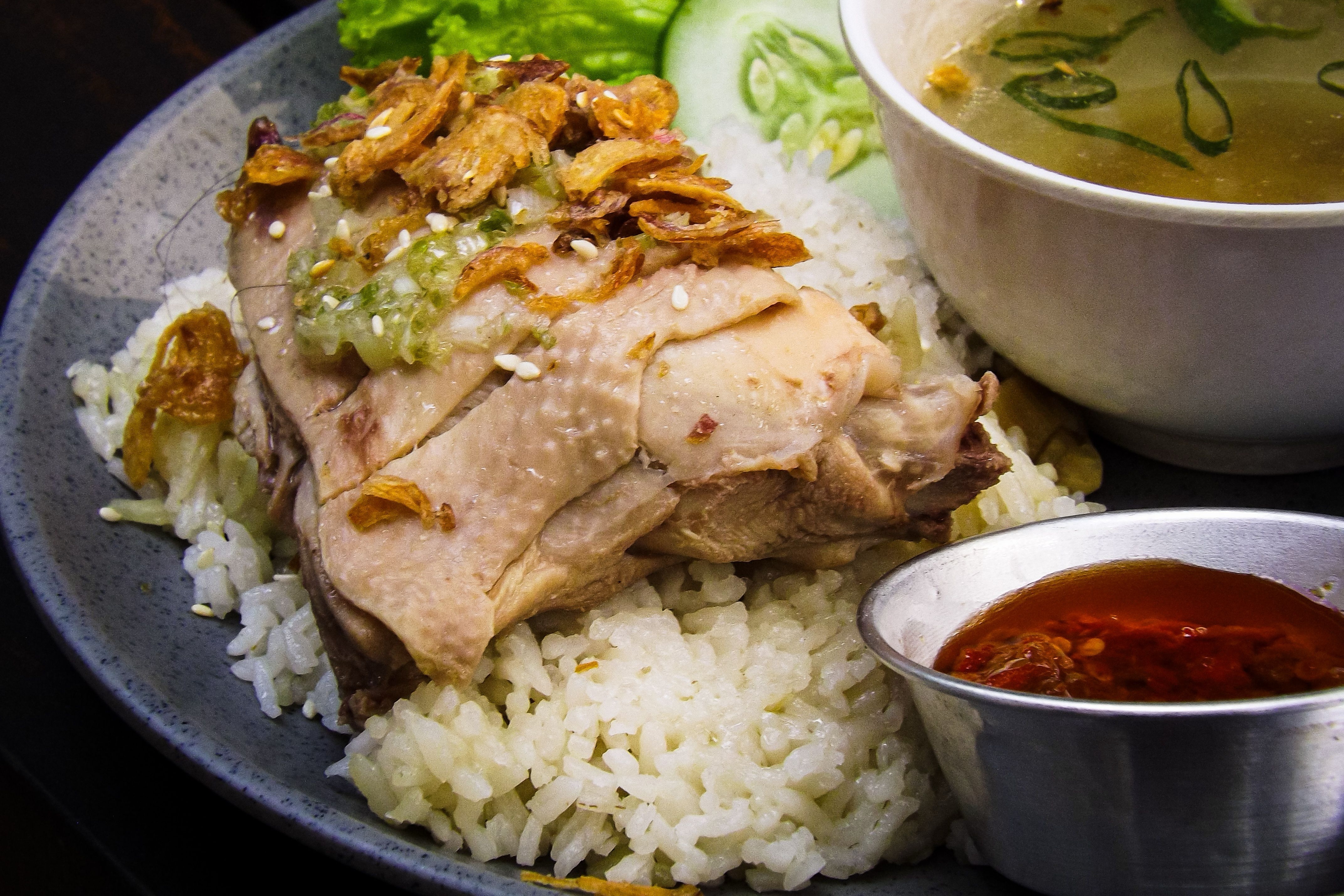 Tranh luận 'nơi khai sinh' cơm gà Hải Nam