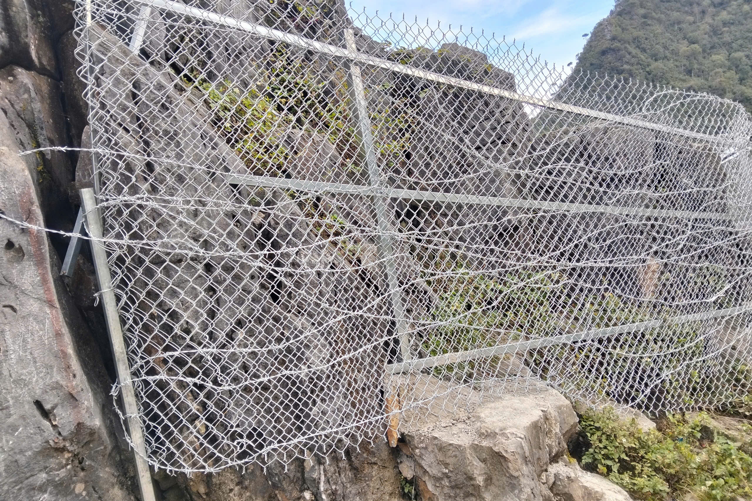 mỏm đ&aacute; tử thần,  H&agrave; Giang ảnh 4