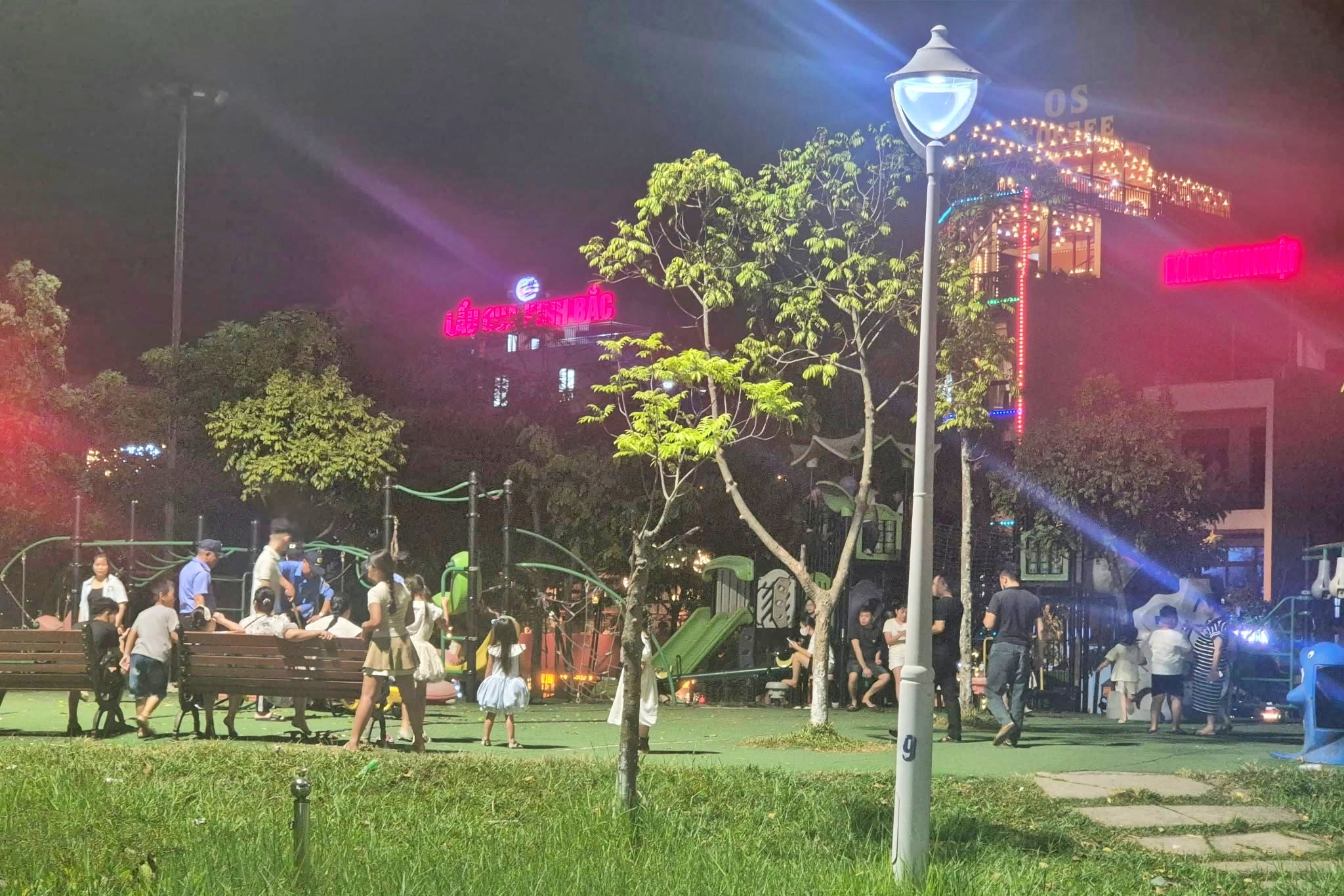 C&ocirc;ng vi&ecirc;n L&atilde;m L&agrave;ng,  Bắc Ninh ảnh 4