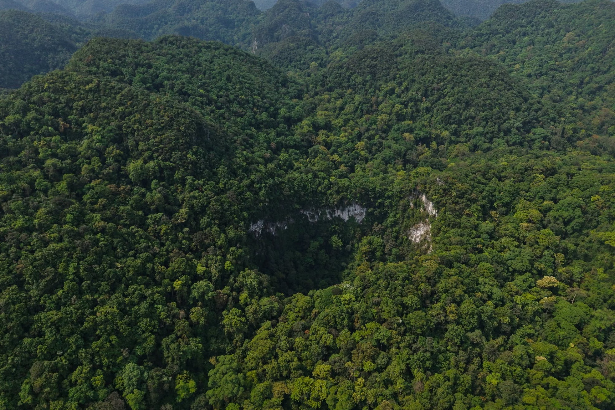 hố sụt,  Phong Nha Kẻ B&agrave;ng ảnh 1