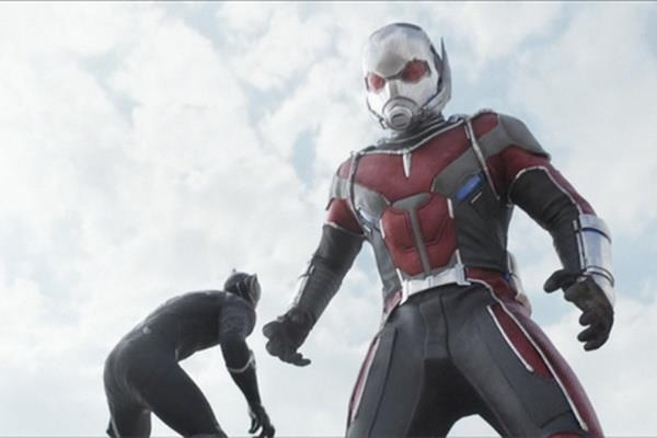 Sieu anh hung Nguoi Kien du kien tro lai nam 2022 hinh anh