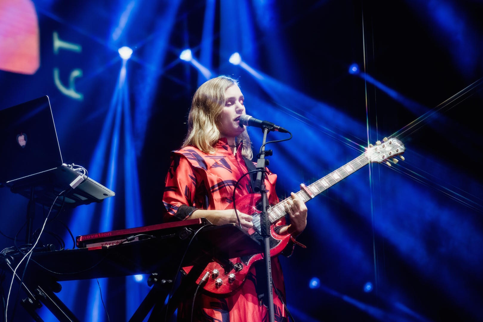 Monsoon dem thu hai tang nhiet voi Phum Viphurit anh 9