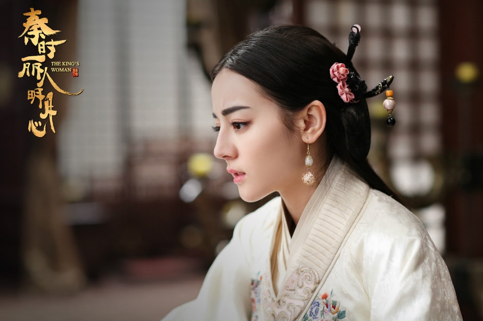 Tao hinh co trang dep hut mat cua cac nu dien vien anh 9