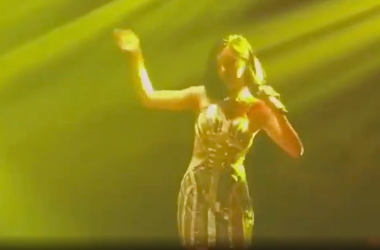 Bích Phương bị nghi hát nhép ảnh 1 Bich Phuong bi nghi hat nhep anh 1