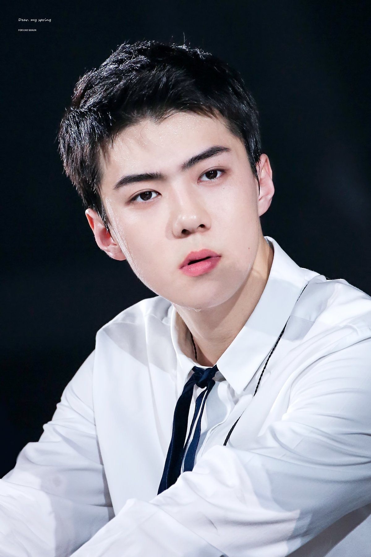 Son Tung M-TP lot top 100 nam than dep nhat chau A anh 4