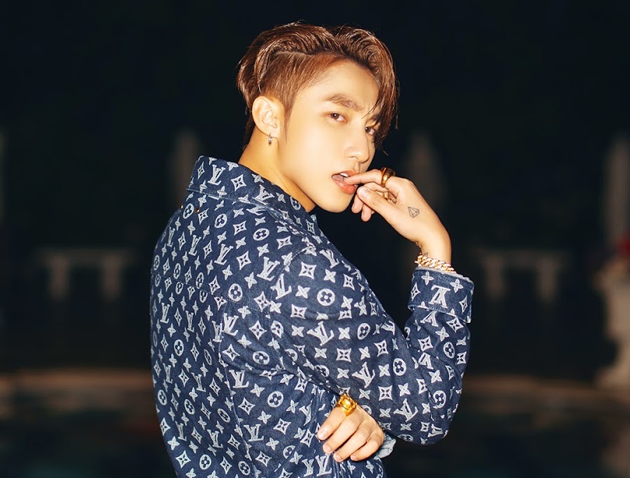 Son Tung M-TP lot vao top 100 nam than dep nhat chau A hinh anh