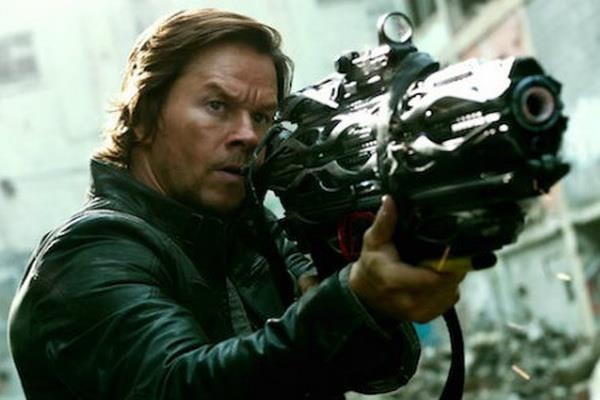 Sao ‘Transformers’ dong phim chuyen the tu tro choi ‘Uncharted’ hinh anh