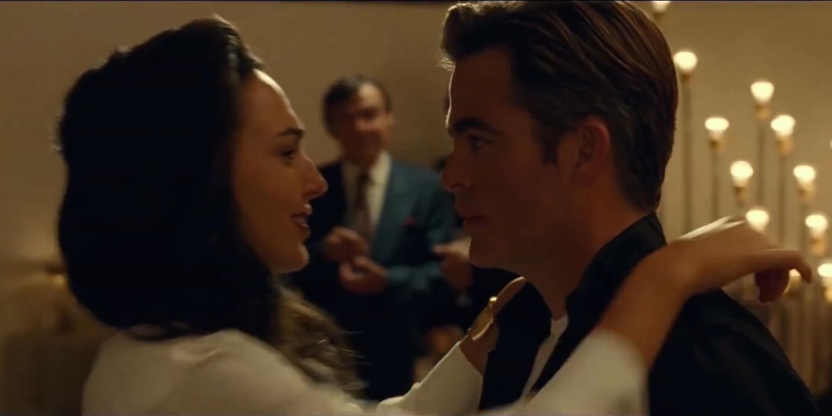 Trailer Wonder Woman 1984 anh 2