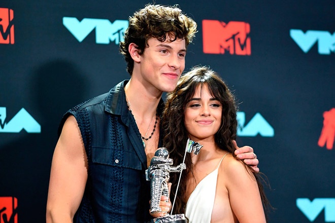 Camila Cabello và Shawn Mendes ảnh 2 Camila Cabello va Shawn Mendes anh 2