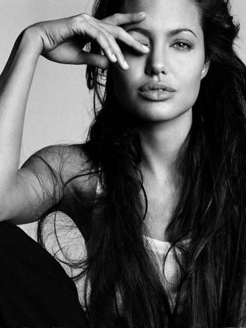 Angelina Jolie dep tu nho anh 11