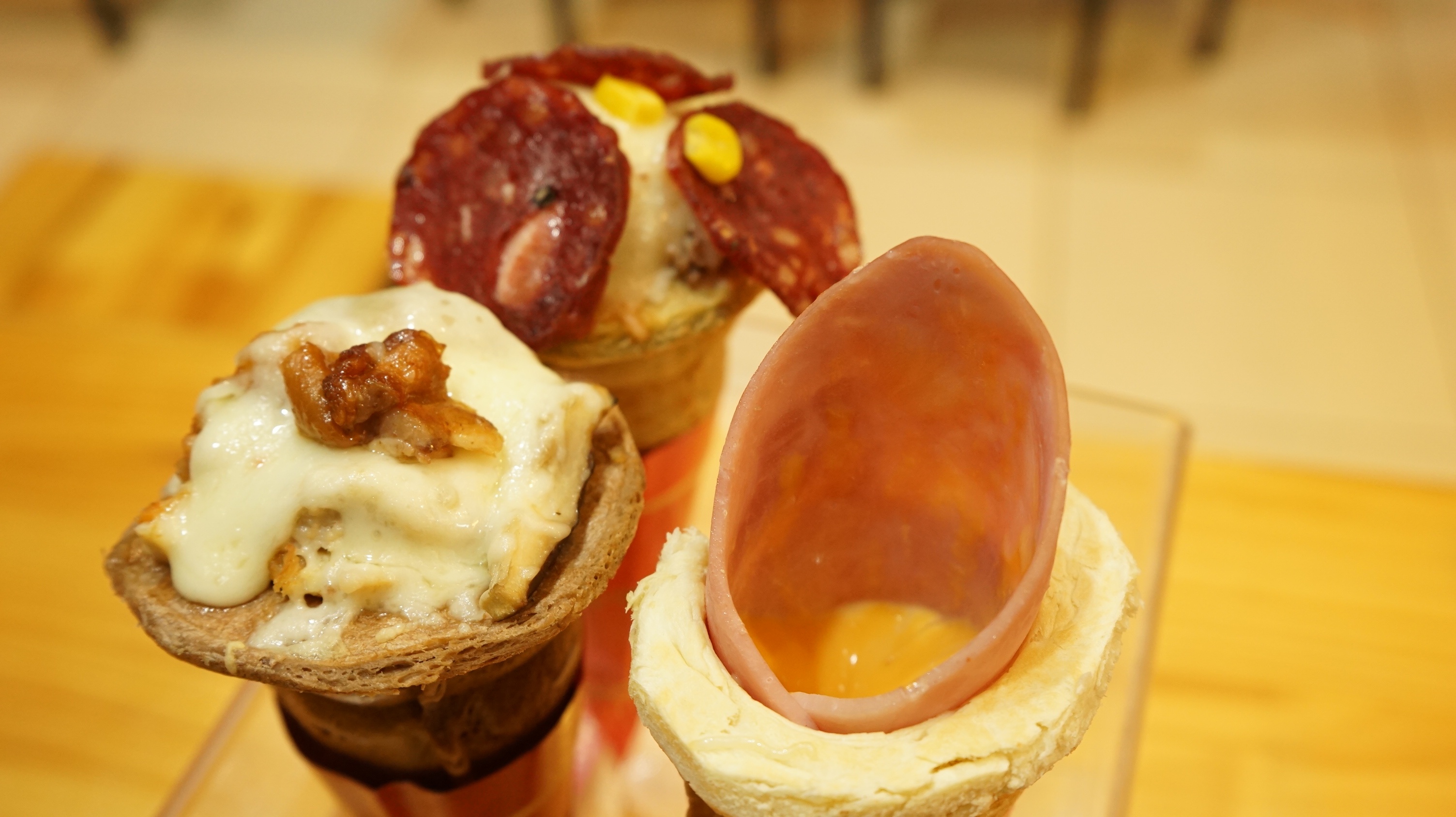 Pizza loc xoay tai Ha Noi hinh anh