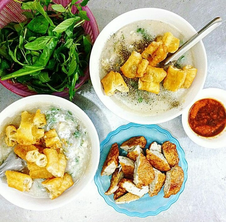 Nhung mon chao nong hoi lam am mua dong Ha Noi hinh anh