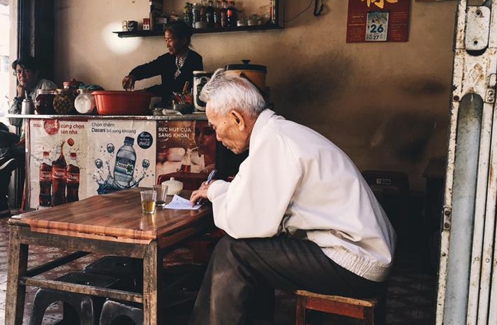 Quan ca phe cu ky luu giu phong vi cua nguoi Da Lat xua hinh anh