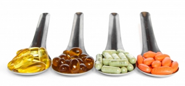 Nguoi tieu dung lam dung thuc pham chuc nang vo toi va hinh anh