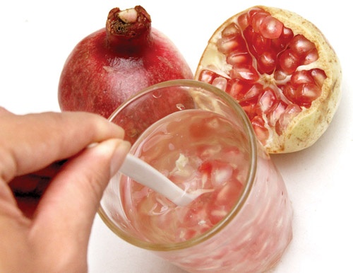 Tác dụng của nước ép lựu ảnh 2 Tac dung cua nuoc ep luu anh 2