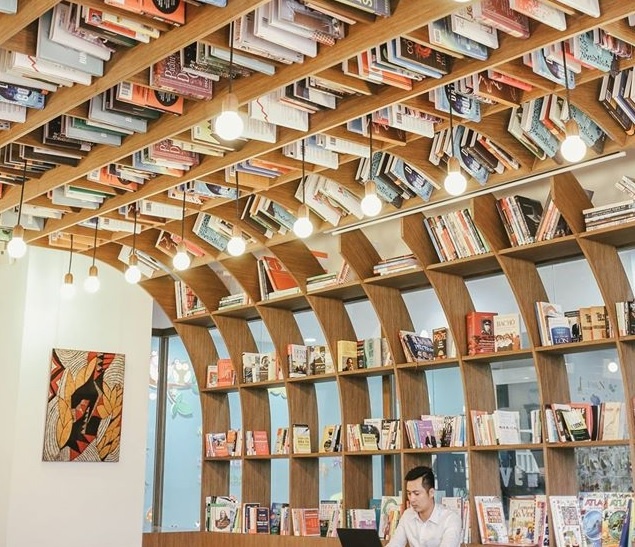 Nhung quan ca phe cho nguoi me sach o Ha Noi hinh anh