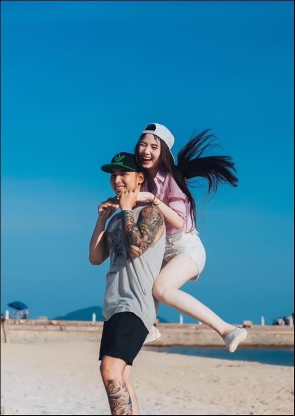 Hanh trinh di va yeu anh 6