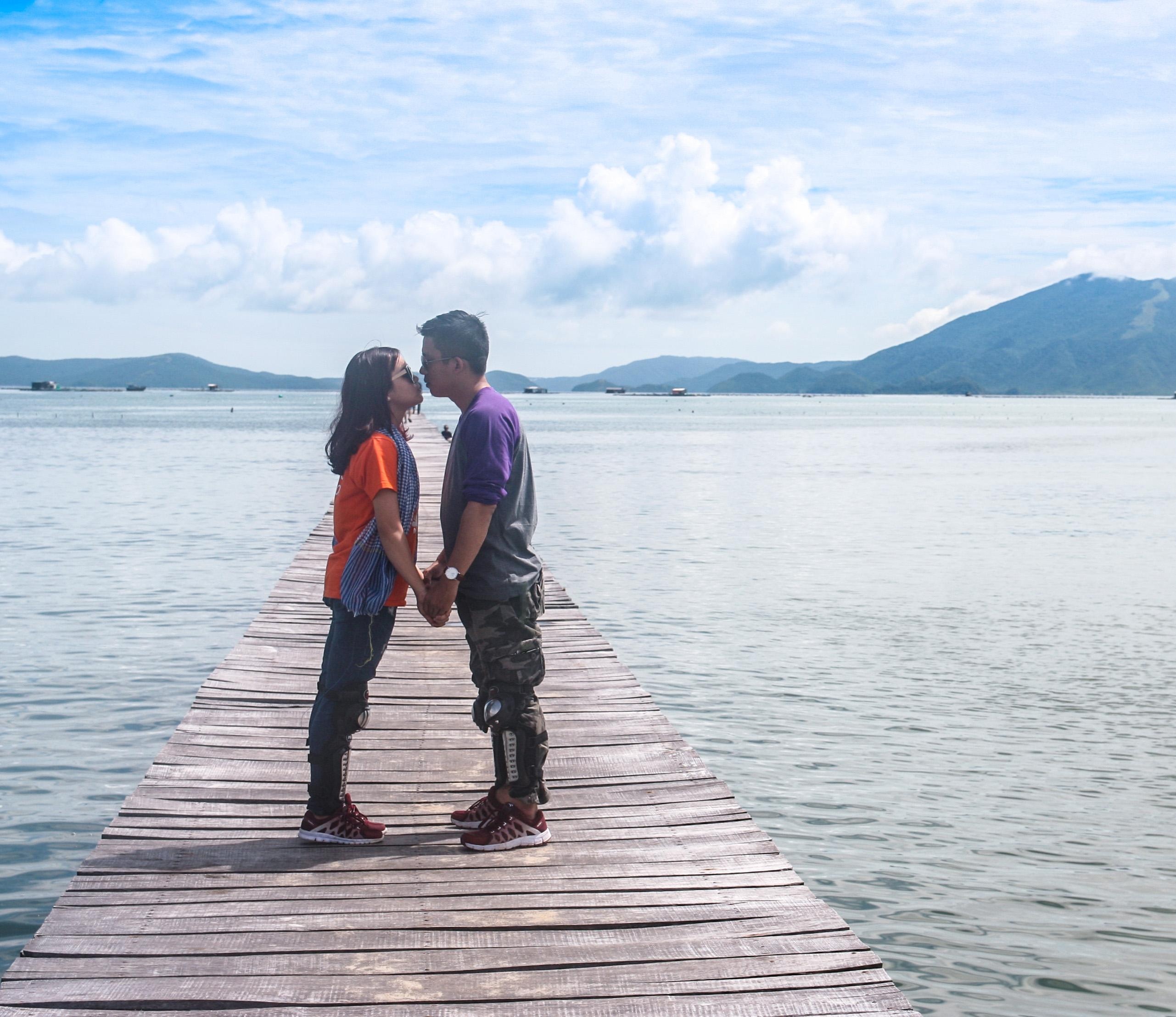 Hanh trinh di va yeu anh 10