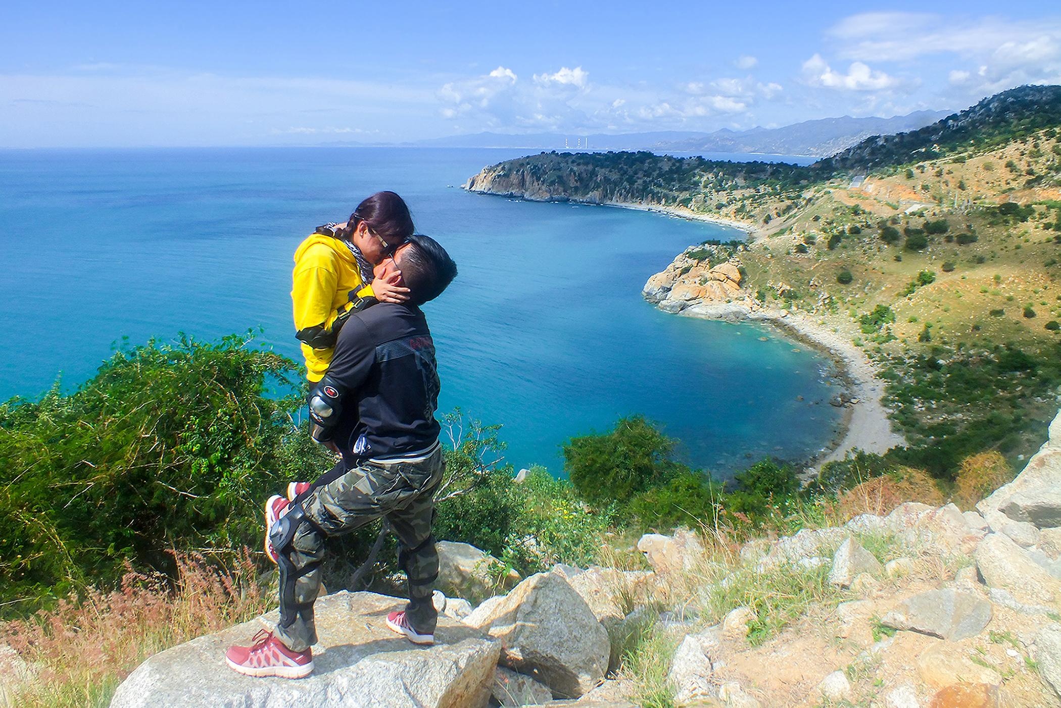 Hanh trinh di va yeu anh 11