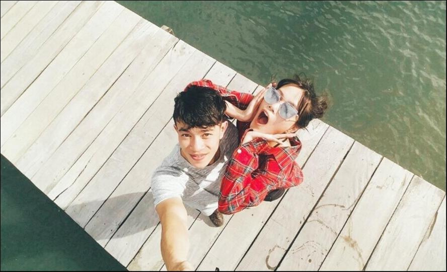 Hanh trinh di va yeu anh 12