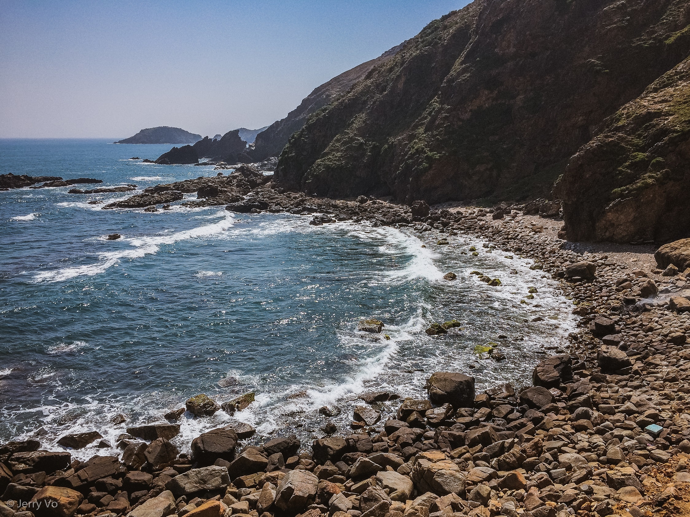 Kham pha Eo Gio anh 1