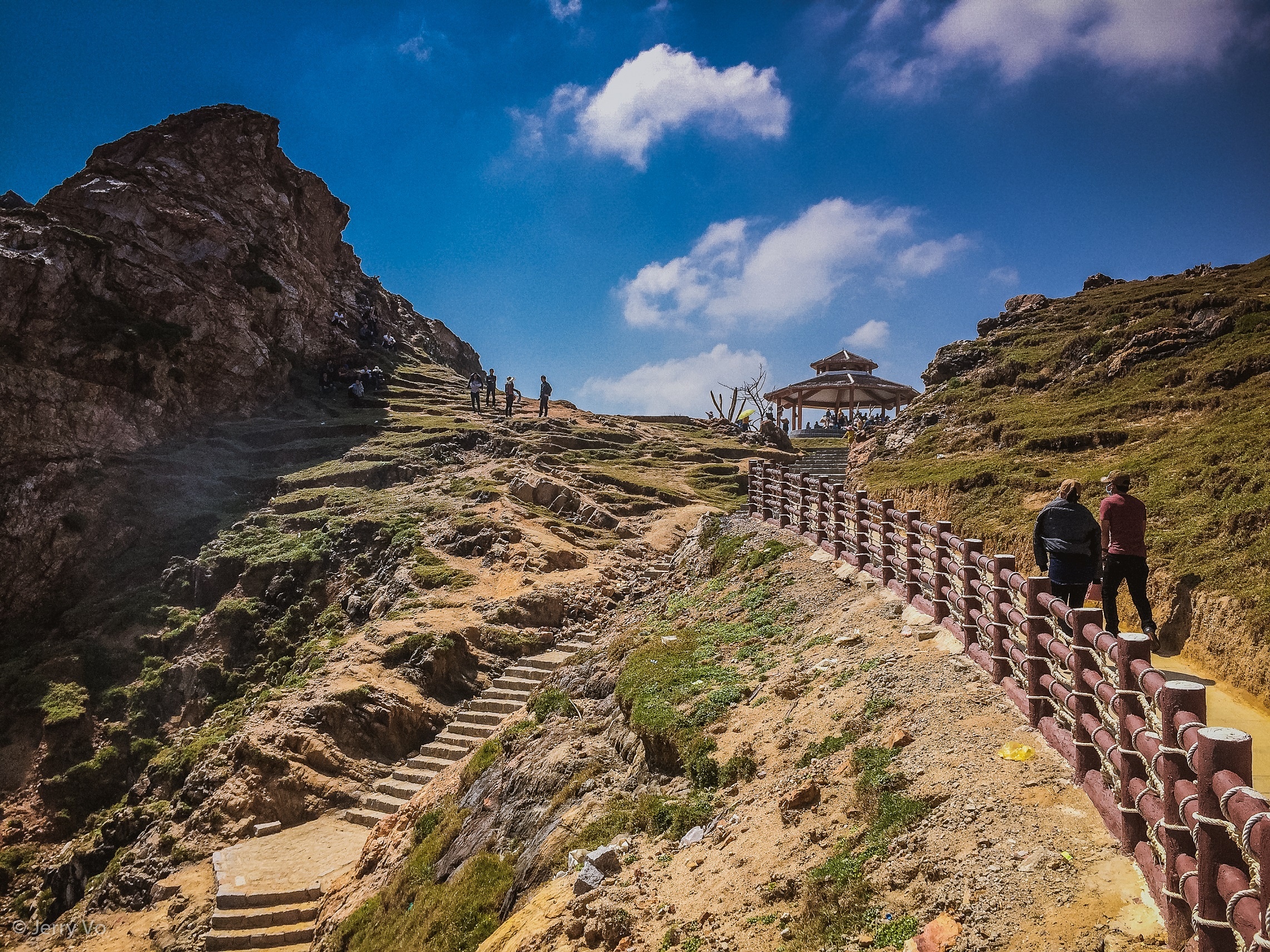 Kham pha Eo Gio anh 11