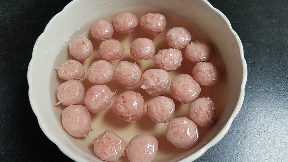 Cách làm bò viên ảnh 2 Cach lam bo vien anh 2