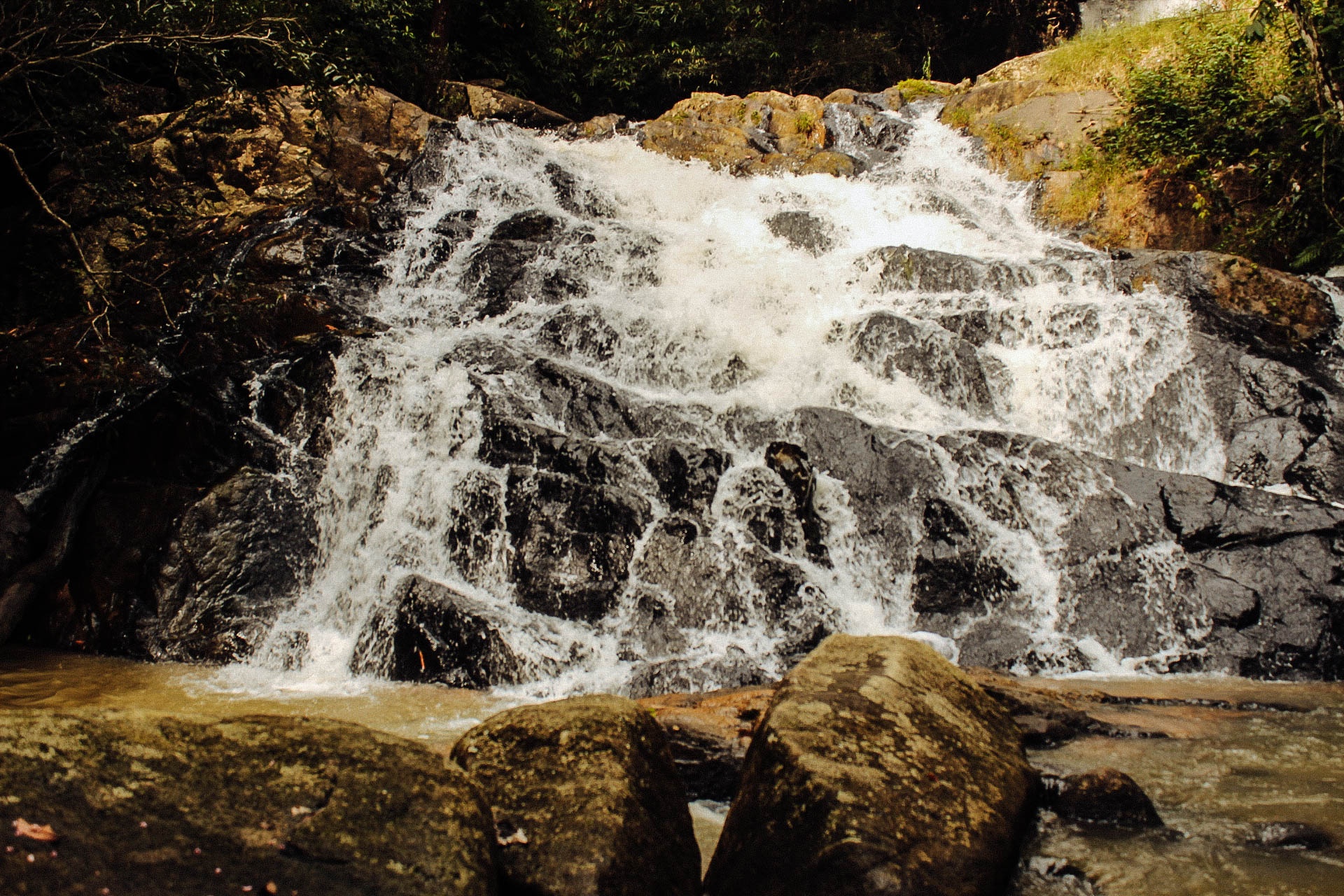 Thac Liliang bo hoang anh 6