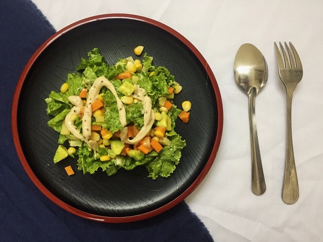 Salad rau cu thanh mat cho ngay he hinh anh