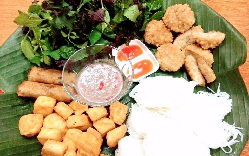 Cha com thom ngon goi mua thu Ha Noi hinh anh