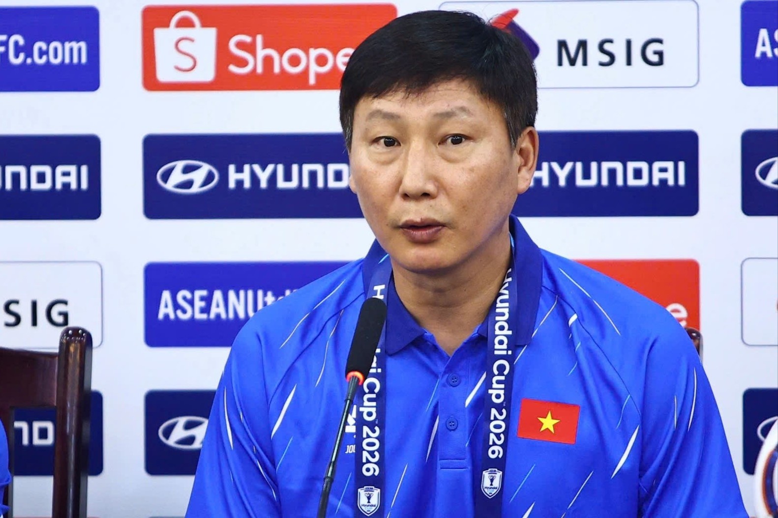 HLV Kim: Tuyển Việt Nam nắm lợi thế, nhưng túi tôi hiện tại chưa có gì