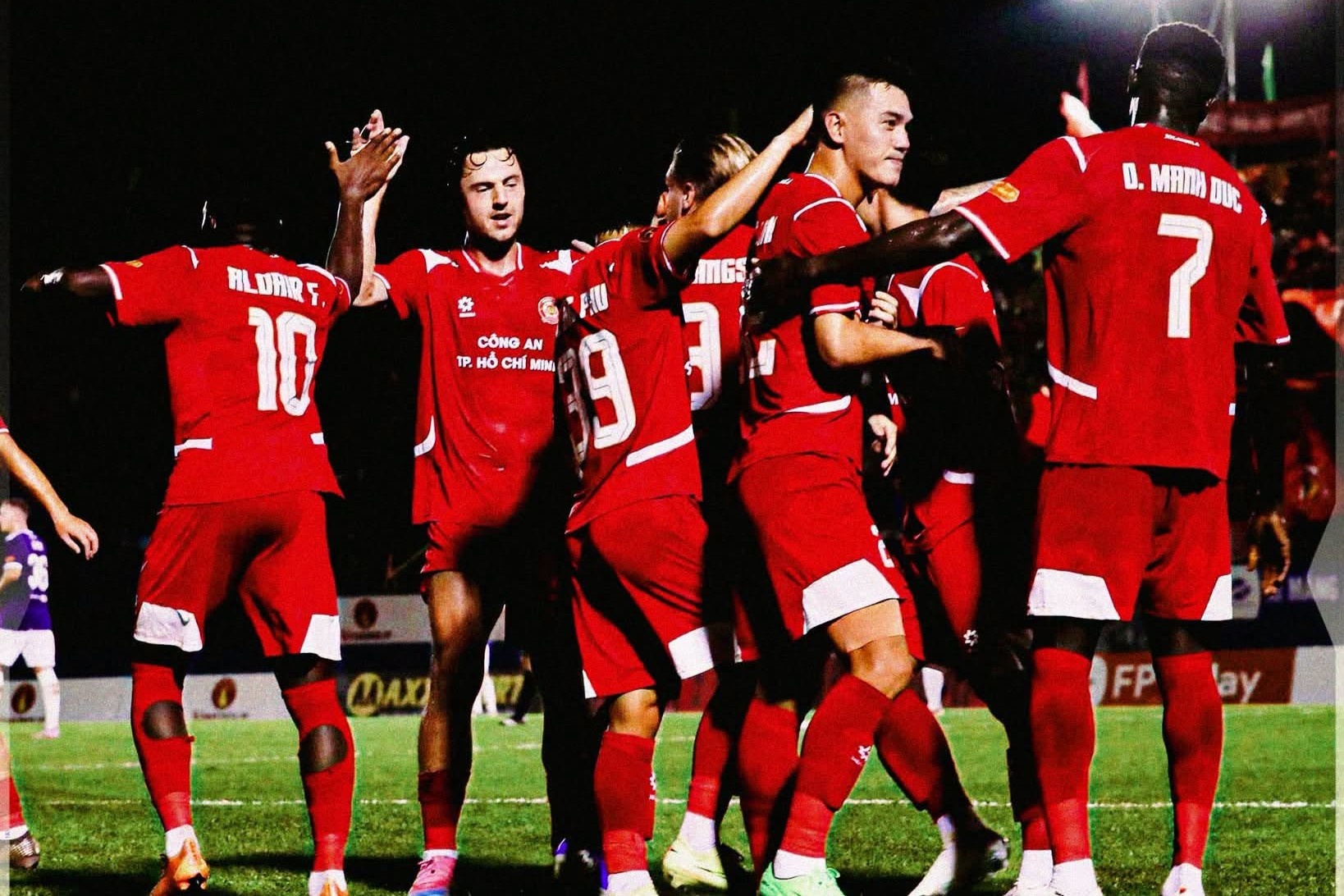 Cựu tuyển thủ U19 Bỉ kiến tạo cho Tiến Linh ở V.League