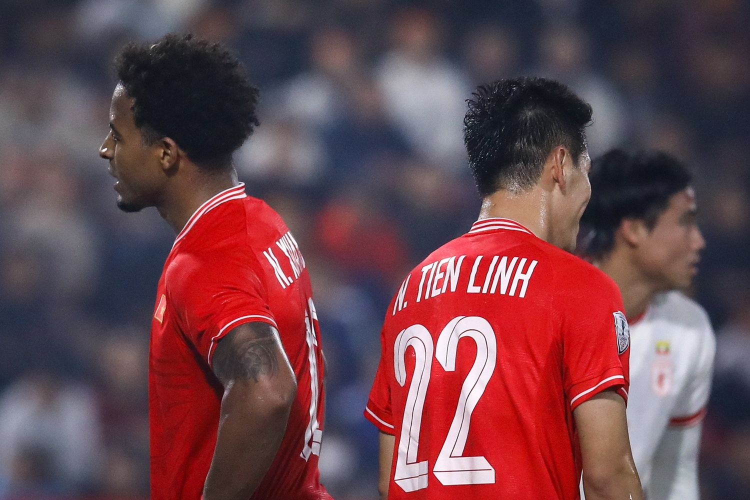 Vì sao tuyển Việt Nam gạch tên cả Tiến Linh lẫn Tuấn Hải?