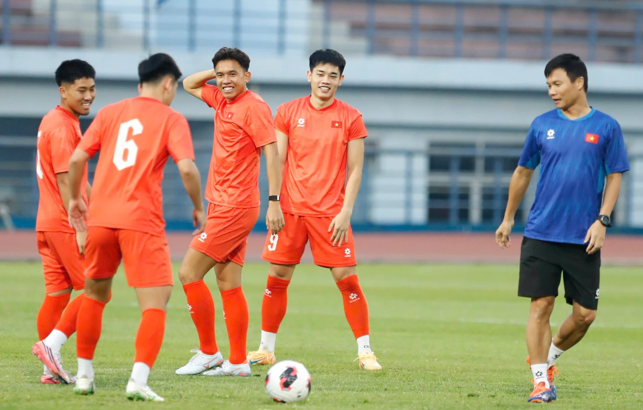 Nguyễn Hoàng Đức Việt Nam ảnh 7 Nguyễn Hoàng Đức Việt Nam ảnh 7