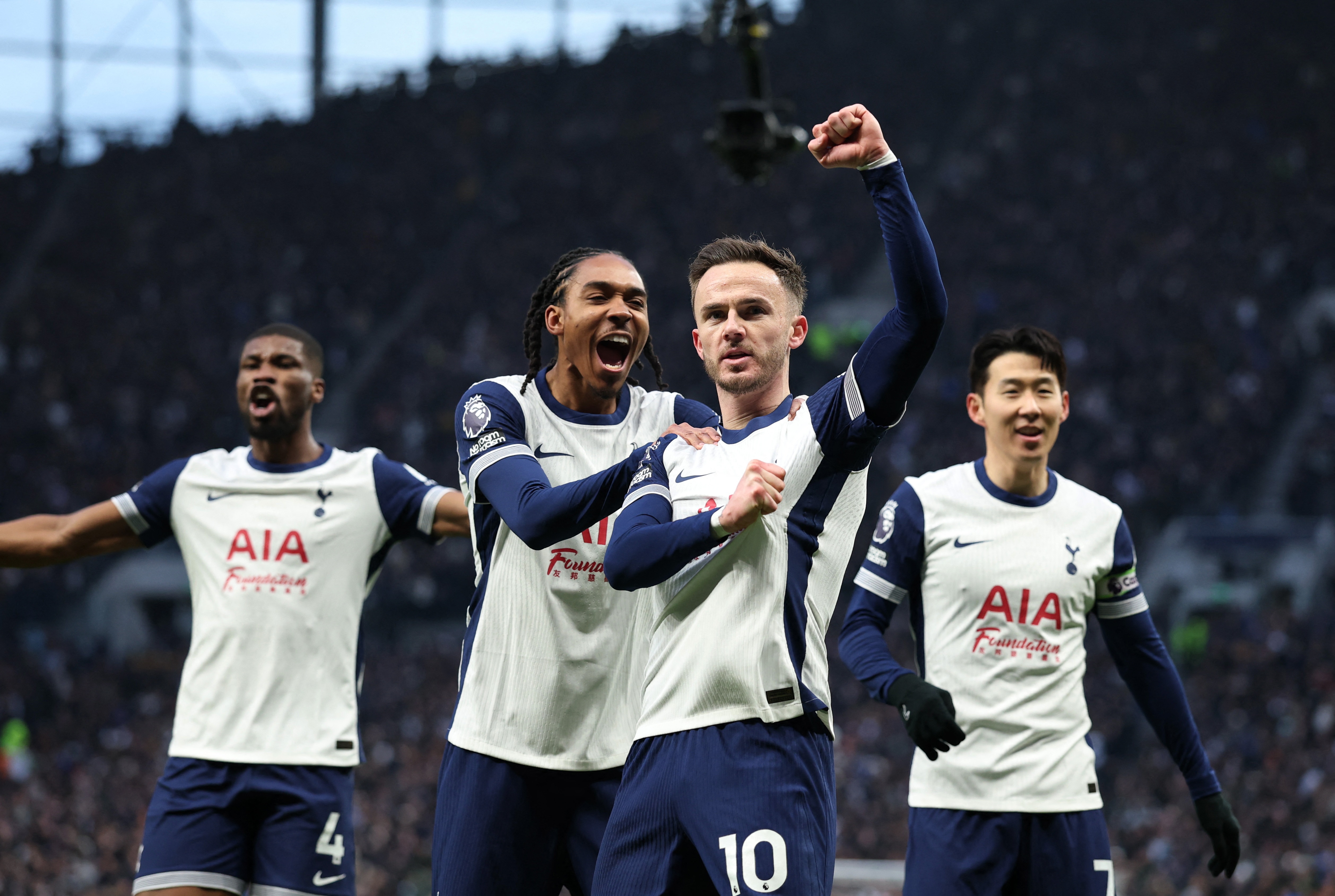 Tottenham dau MU anh 2